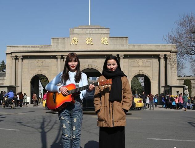 寒门至少有门,我们家里连门都没有-三亿体育(图2) 三亿体育手机版