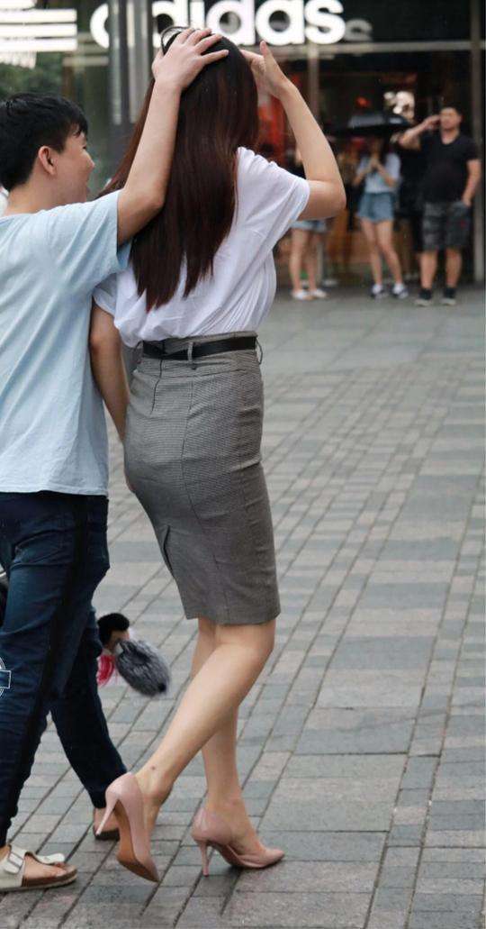 【三亿体育手机版】今日白天北京最大阵风6至7级 需警惕高空坠物(图1) 三亿体育官网